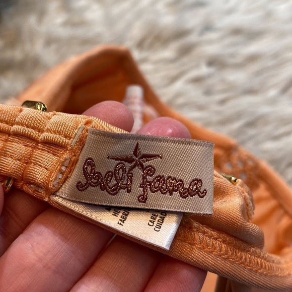 NWT Luli Fama Let’s Be Mermaids Crochet Loops Cutout Sporty Bra Top Sea Shell S - Picture 3 of 11